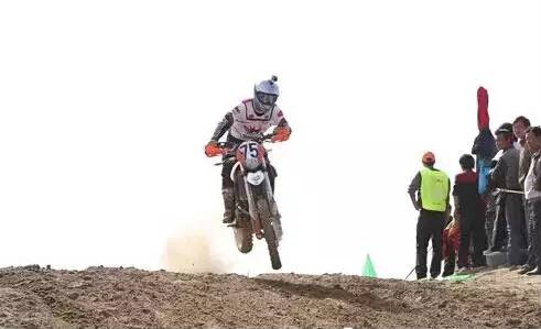 深夜乳液频道丶6樱花免费