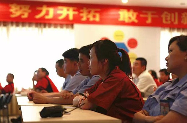 深夜乳液频道丶6樱花免费