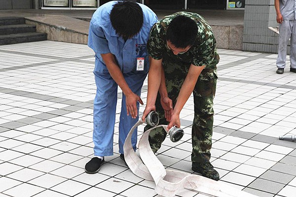 深夜乳液频道丶6樱花免费