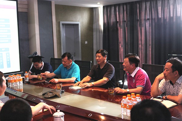 深夜乳液频道丶6樱花免费