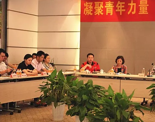 深夜乳液频道丶6樱花免费