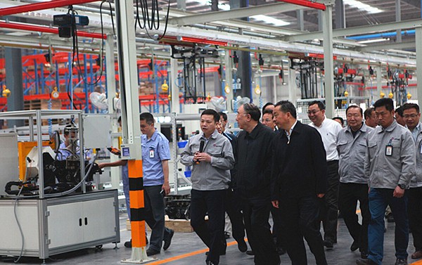 深夜乳液频道丶6樱花免费