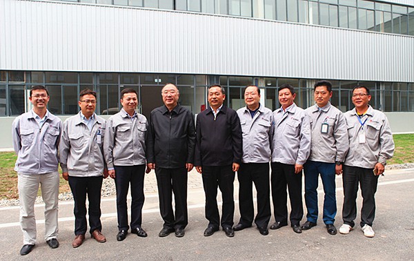 深夜乳液频道丶6樱花免费