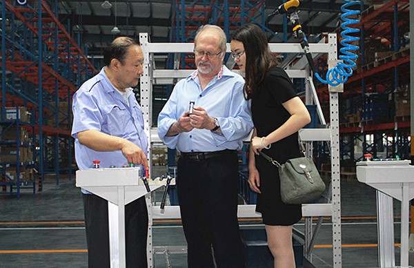 深夜乳液频道丶6樱花免费