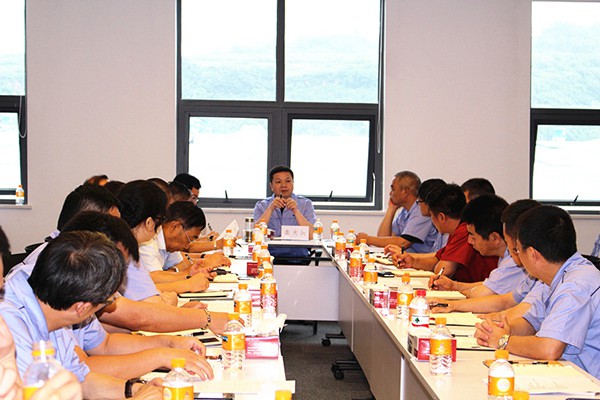 深夜乳液频道丶6樱花免费