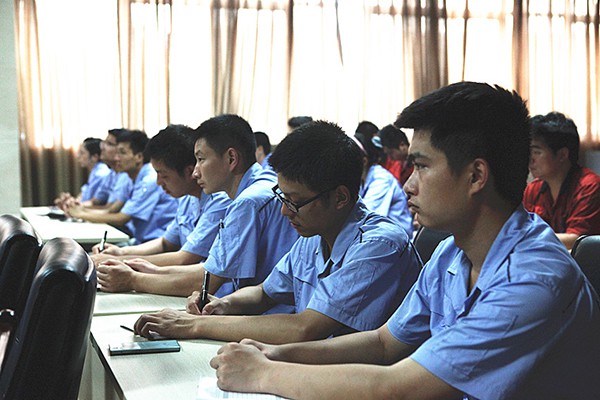 深夜乳液频道丶6樱花免费