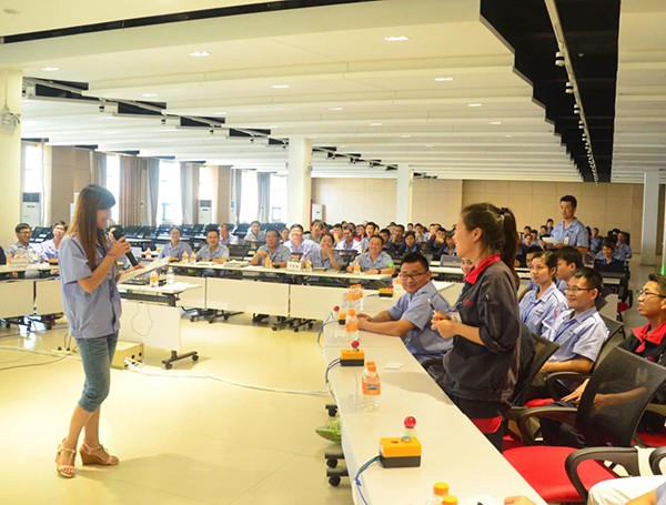 深夜乳液频道丶6樱花免费