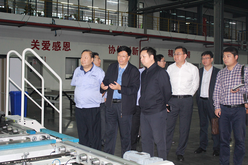 深夜乳液频道丶6樱花免费