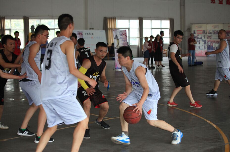 深夜乳液频道丶6樱花免费