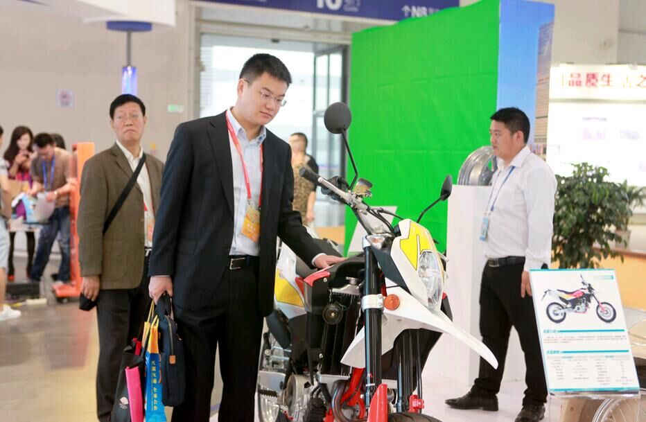 深夜乳液频道丶6樱花免费