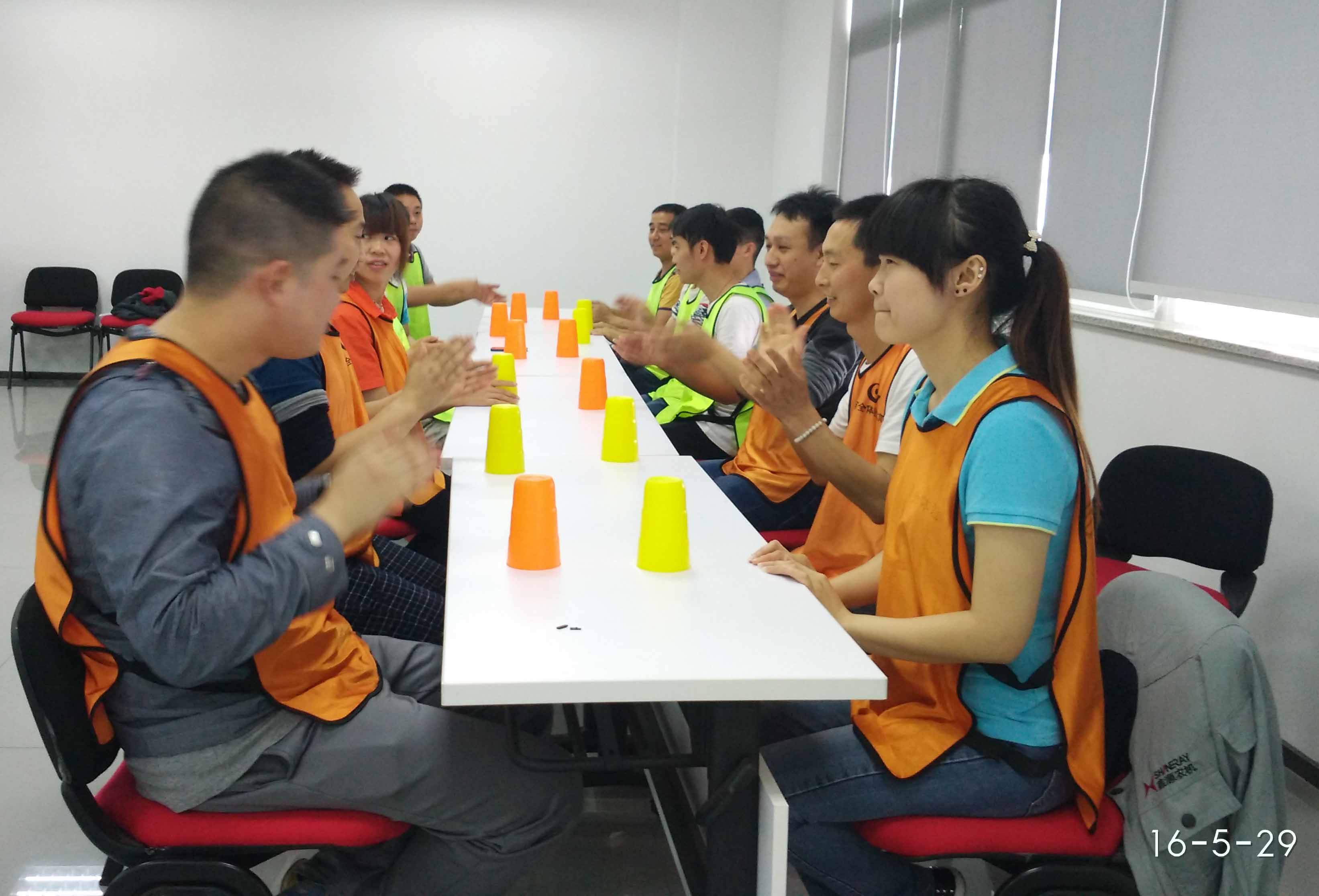 深夜乳液频道丶6樱花免费