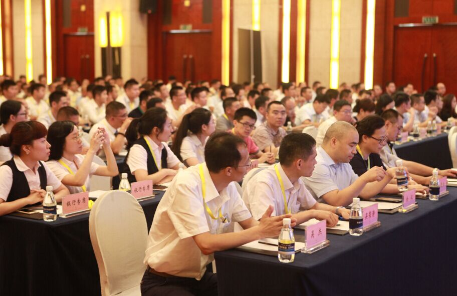 深夜乳液频道丶6樱花免费