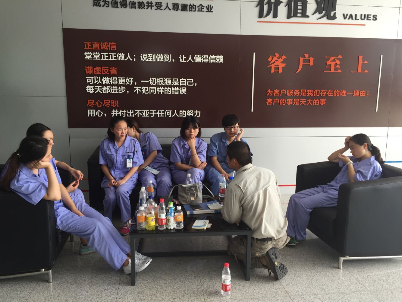 深夜乳液频道丶6樱花免费