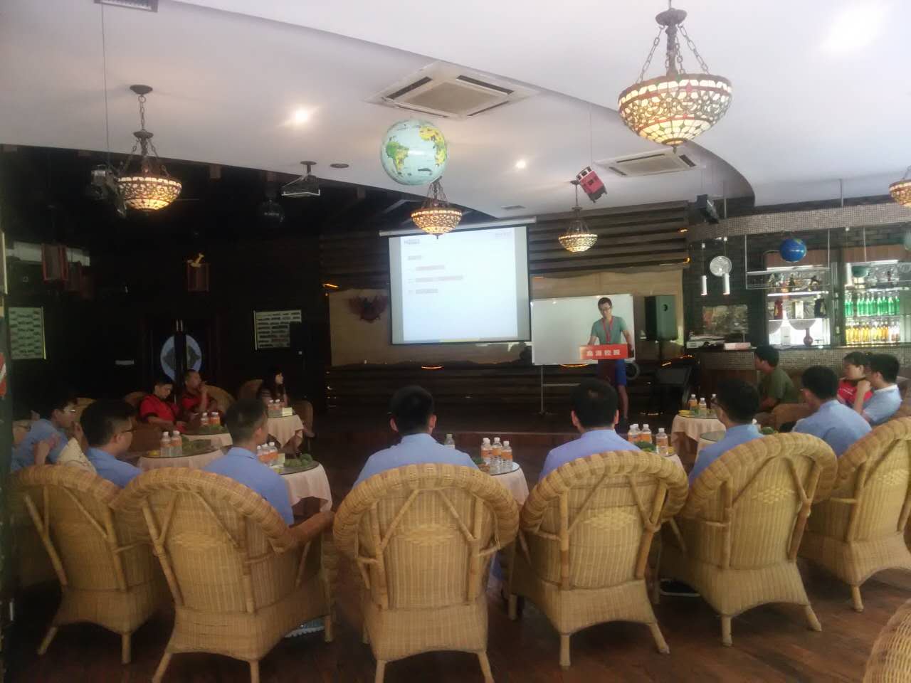 深夜乳液频道丶6樱花免费