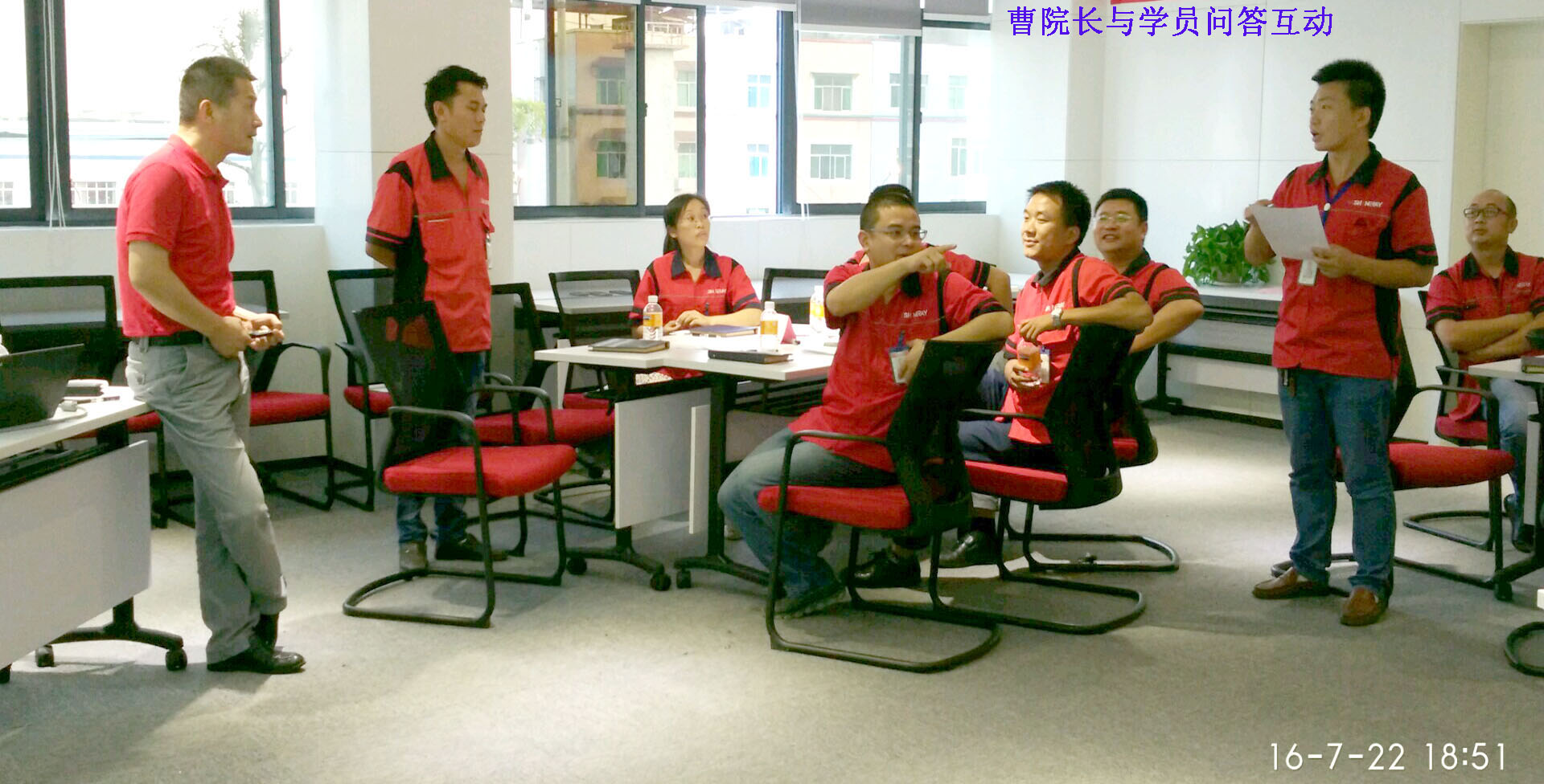 深夜乳液频道丶6樱花免费