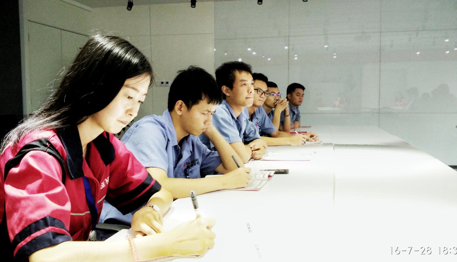 深夜乳液频道丶6樱花免费