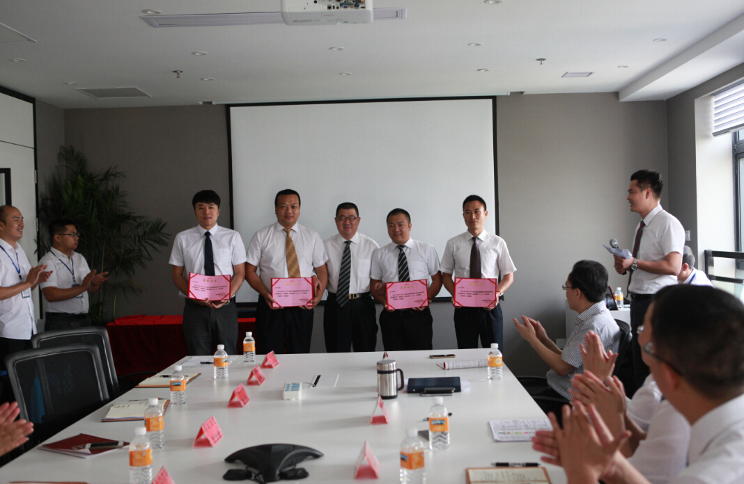 深夜乳液频道丶6樱花免费