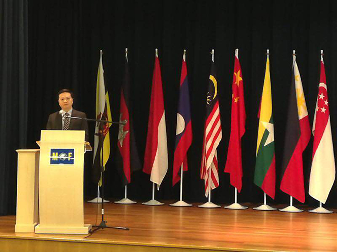 深夜乳液频道丶6樱花免费