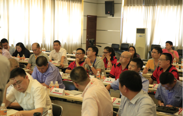 深夜乳液频道丶6樱花免费