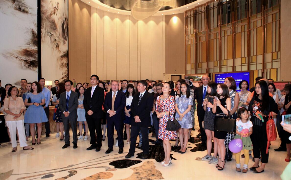 深夜乳液频道丶6樱花免费