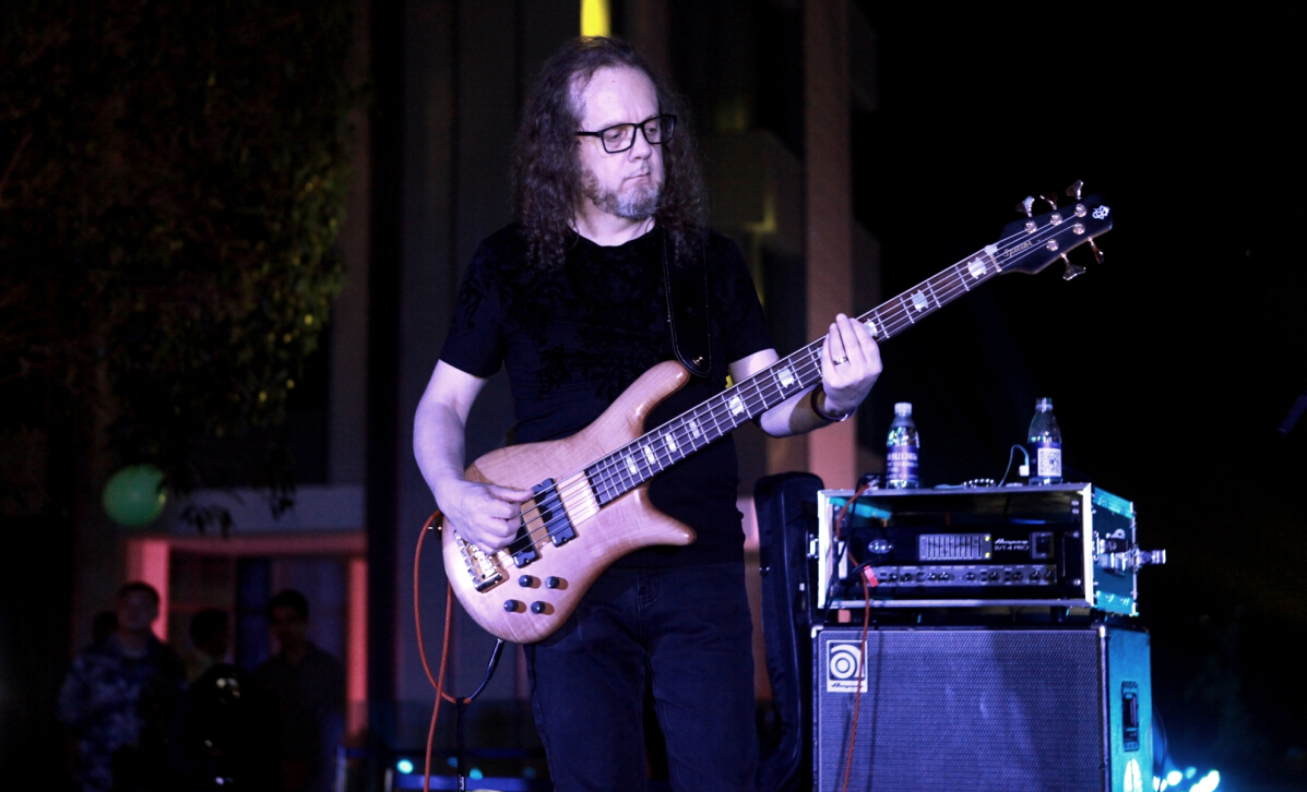 深夜乳液频道丶6樱花免费