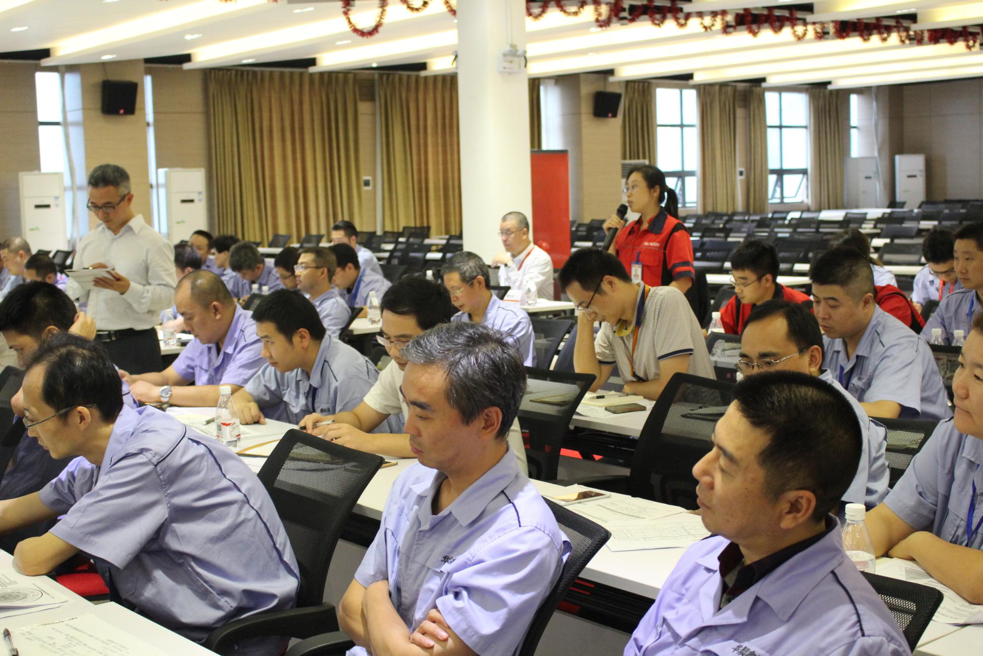 深夜乳液频道丶6樱花免费