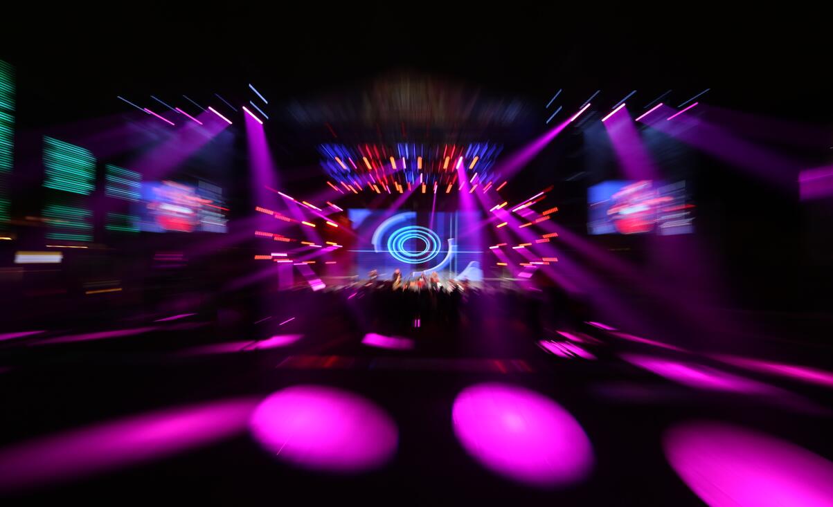 深夜乳液频道丶6樱花免费