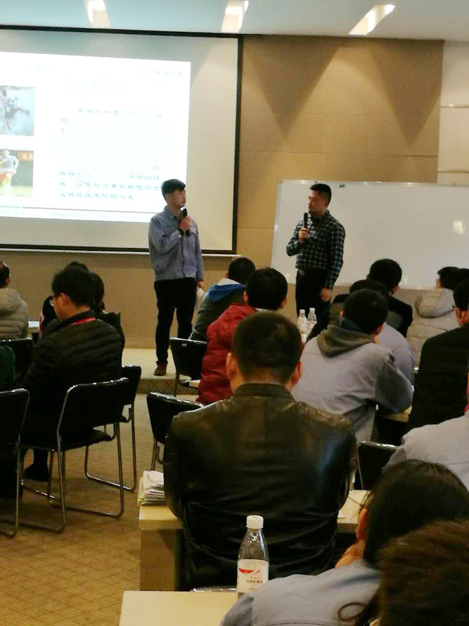 深夜乳液频道丶6樱花免费