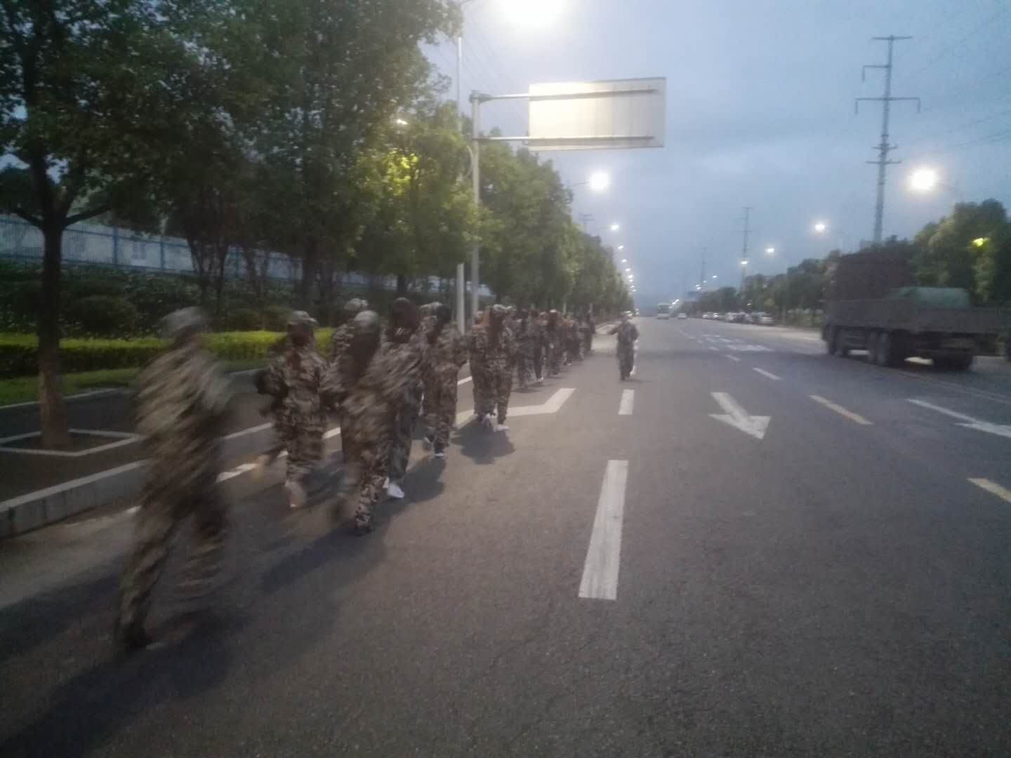 深夜乳液频道丶6樱花免费