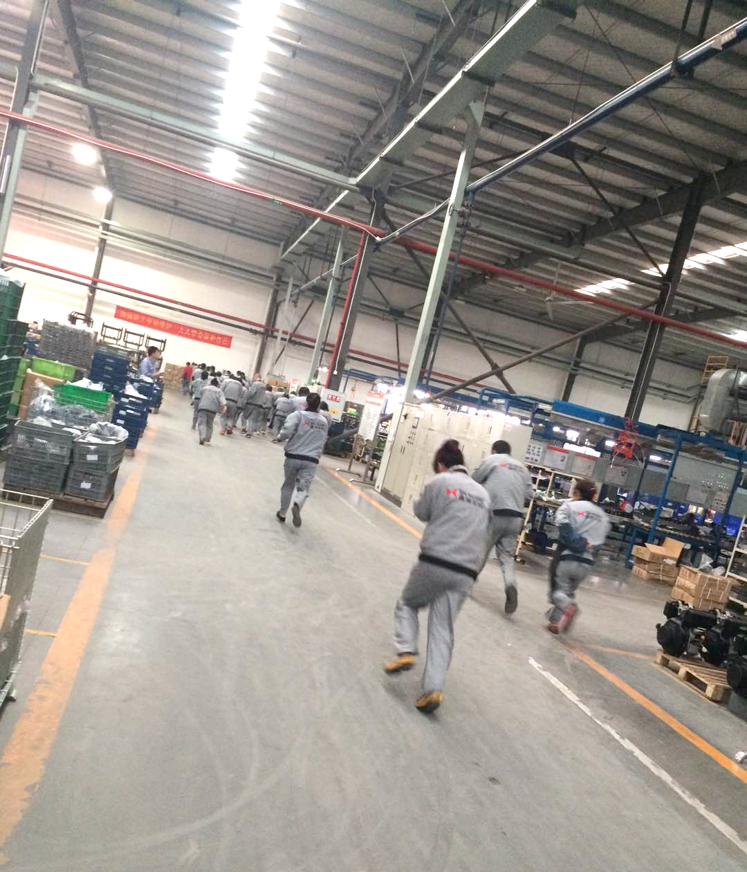 深夜乳液频道丶6樱花免费