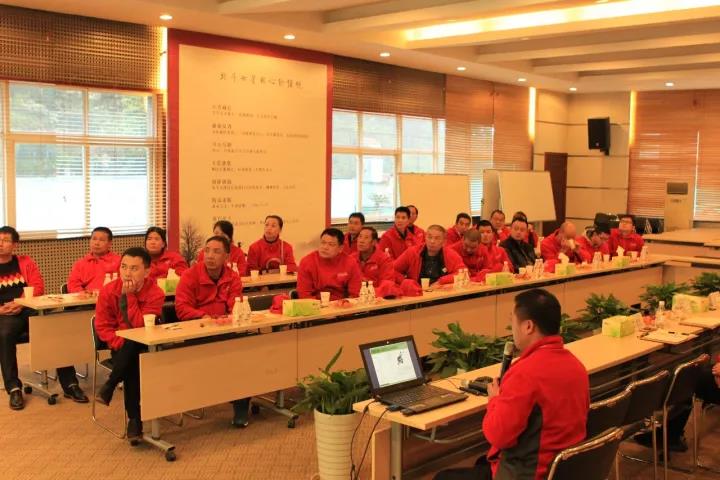 深夜乳液频道丶6樱花免费