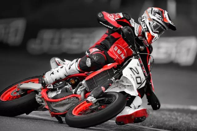 深夜乳液频道丶6樱花免费