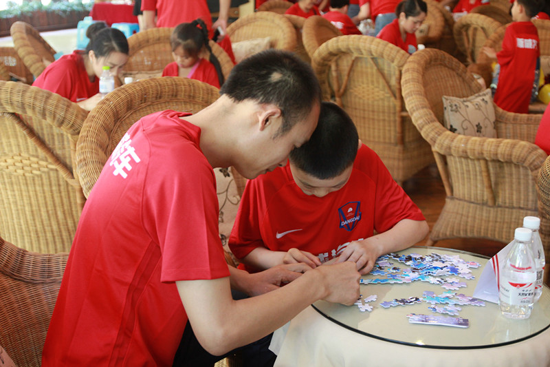 深夜乳液频道丶6樱花免费