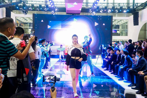 深夜乳液频道丶6樱花免费