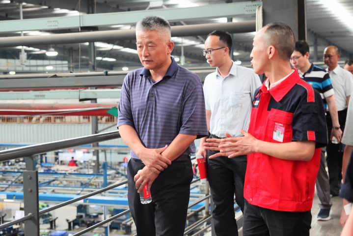 深夜乳液频道丶6樱花免费