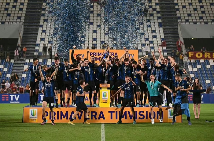 深夜乳液频道丶6樱花免费